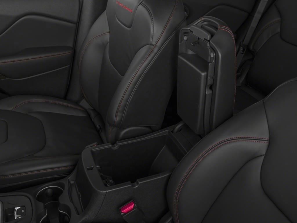 2018 Jeep Cherokee Trailhawk