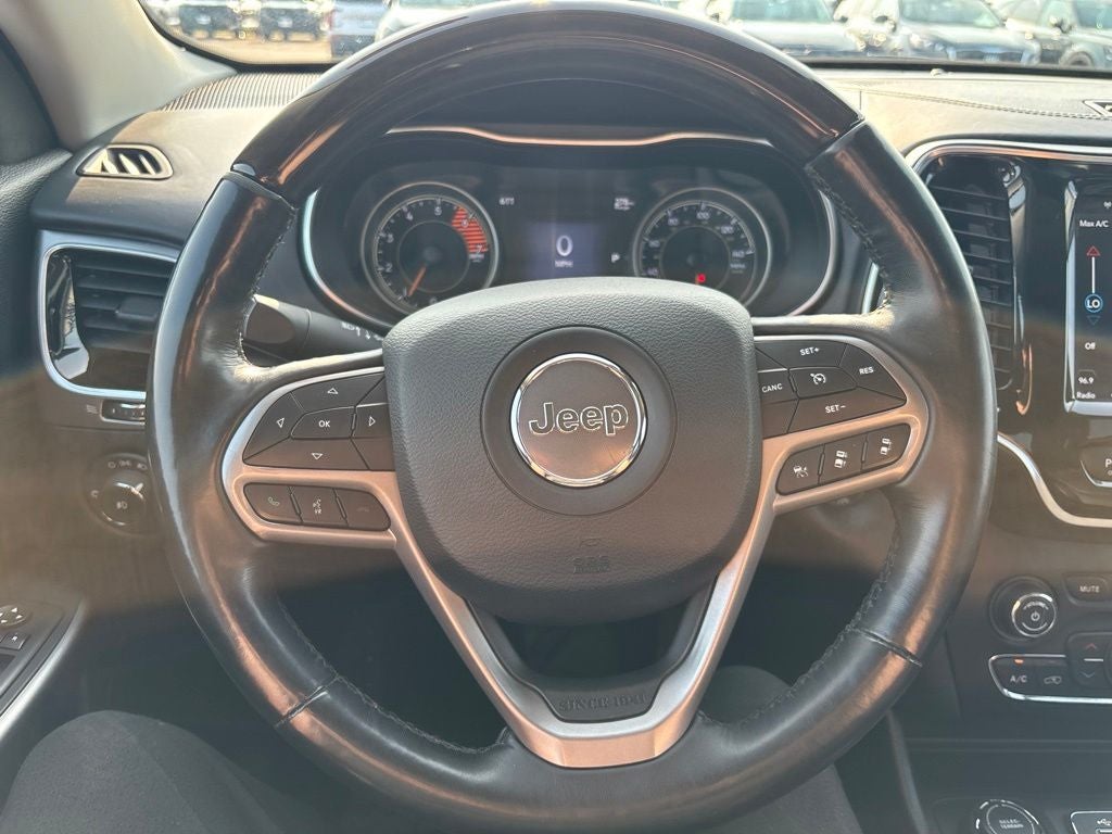 2019 Jeep Cherokee Overland