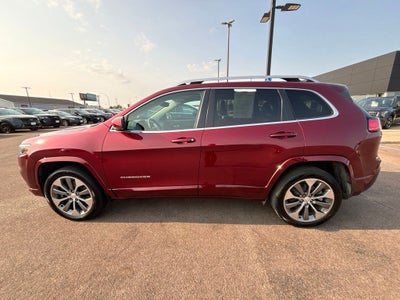2019 Jeep Cherokee Overland