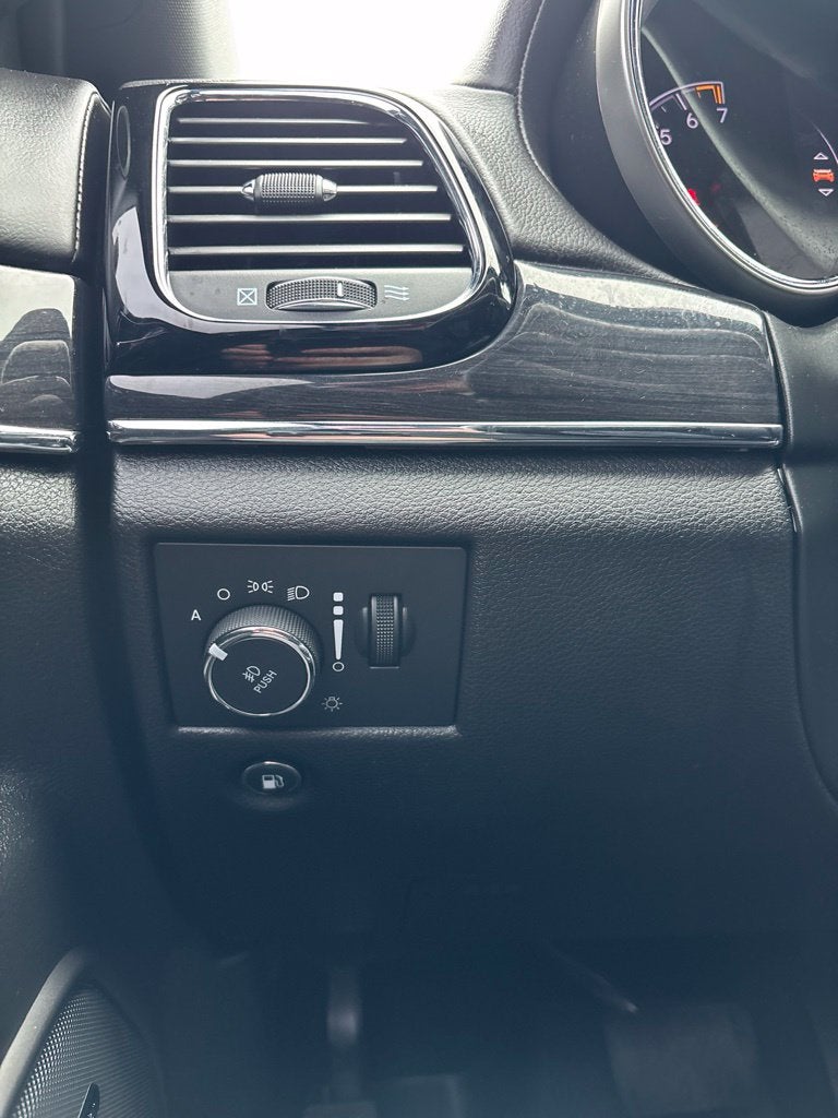 2020 Jeep Grand Cherokee Overland