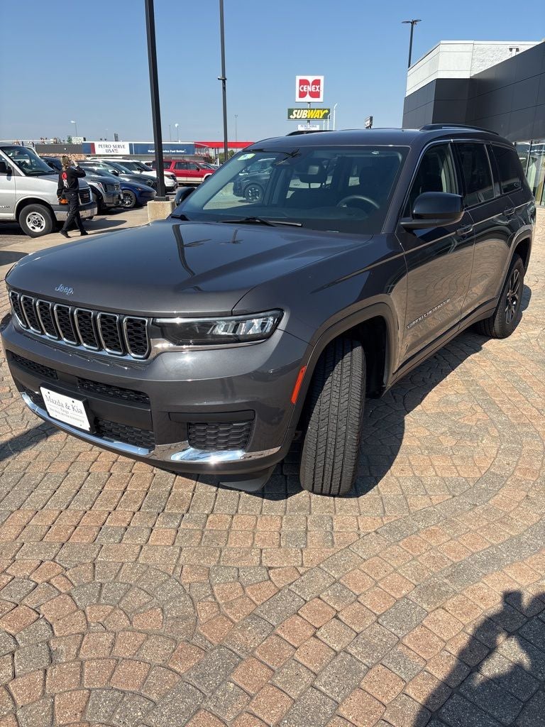 2022 Jeep Grand Cherokee L Laredo