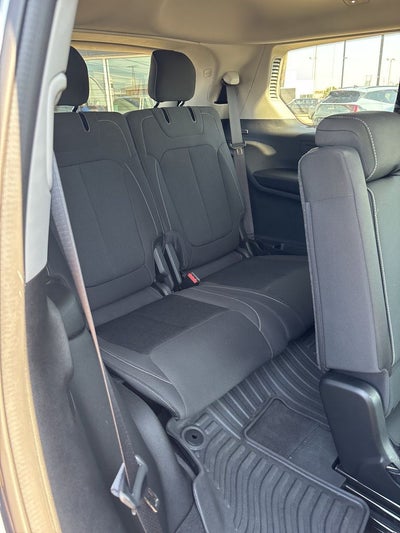 2022 Jeep Grand Cherokee L Laredo