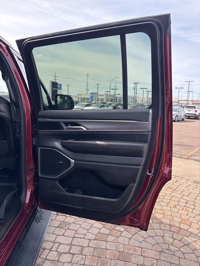 2024 Jeep Wagoneer Series II