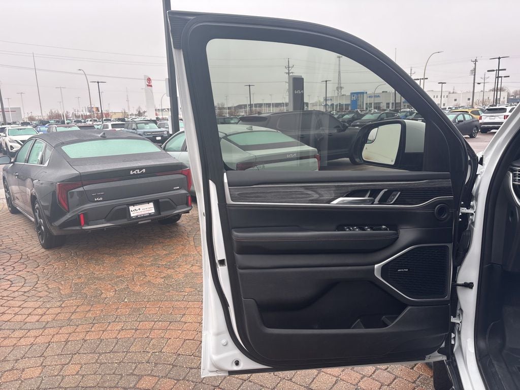 2022 Jeep Wagoneer Series III