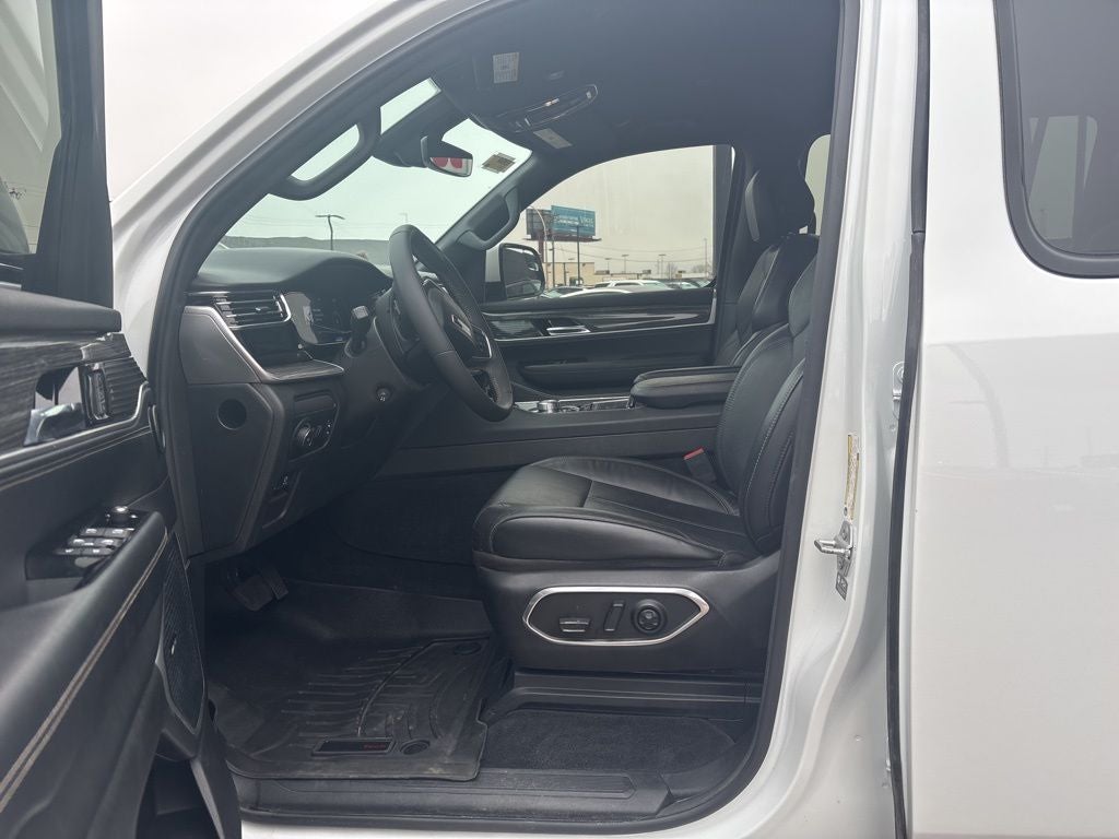 2022 Jeep Wagoneer Series III