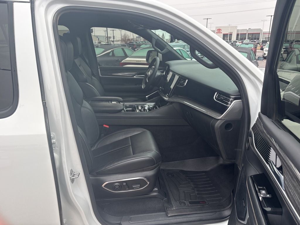 2022 Jeep Wagoneer Series III