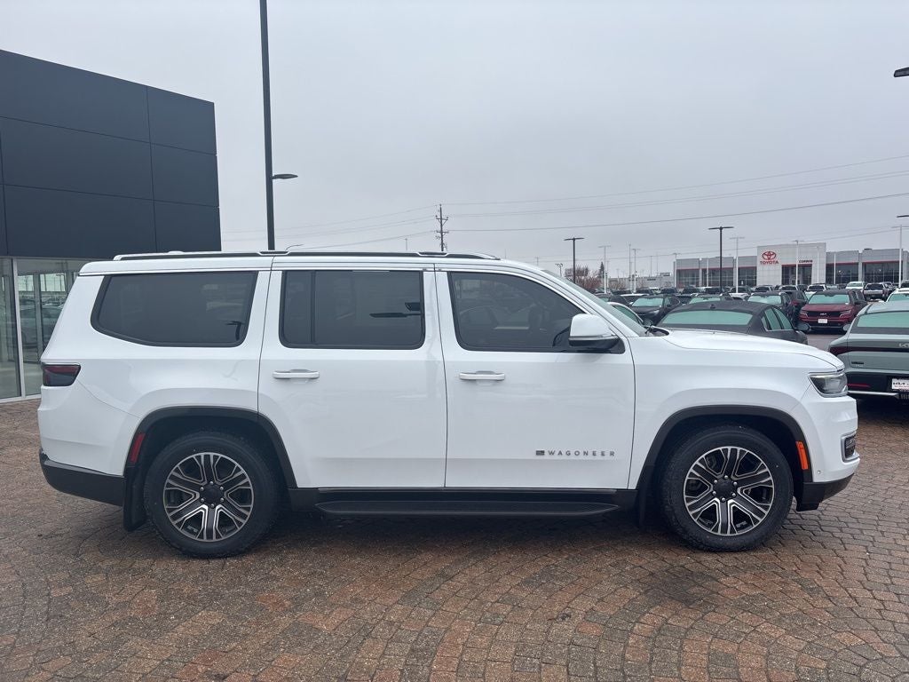 2022 Jeep Wagoneer Series III