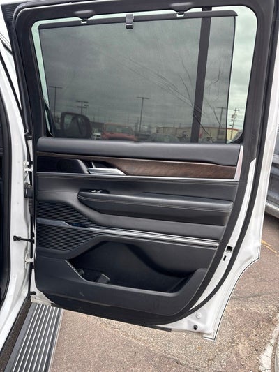 2023 Jeep Grand Wagoneer Series II