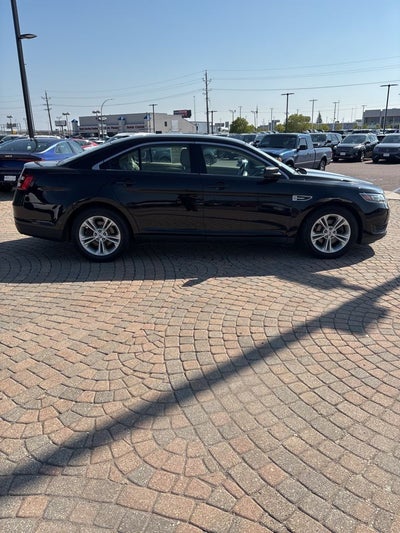 2016 Ford Taurus SE