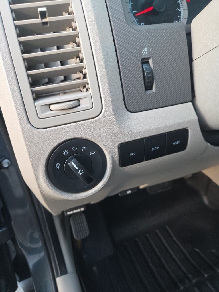 2009 Ford Escape XLT