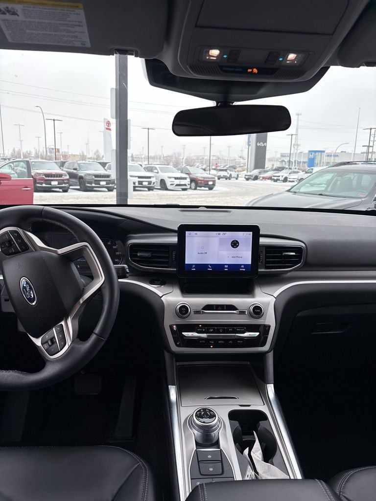 2024 Ford Explorer XLT