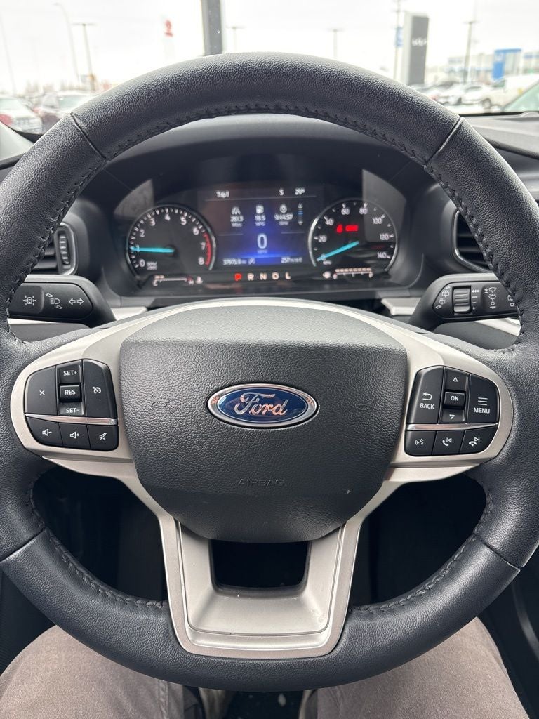 2024 Ford Explorer XLT