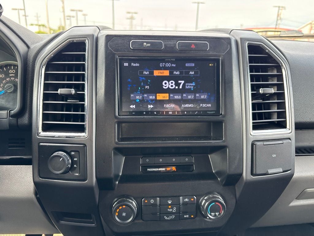 2015 Ford F-150 XLT 300A