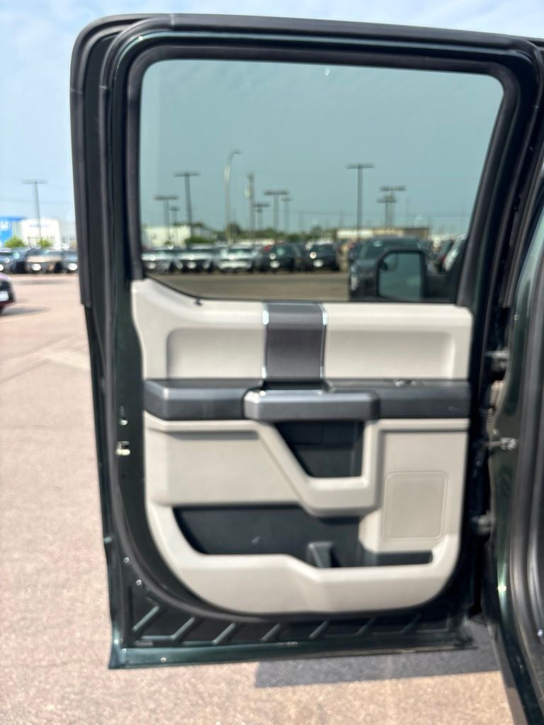 2015 Ford F-150 XLT 300A