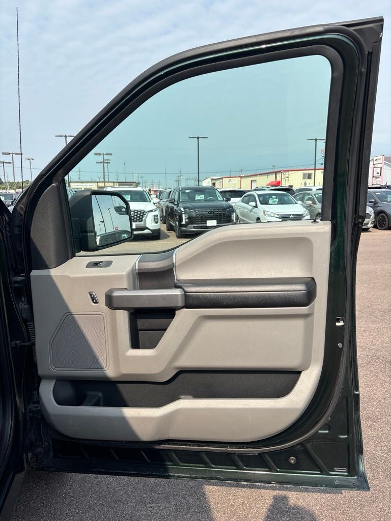 2015 Ford F-150 XLT 300A