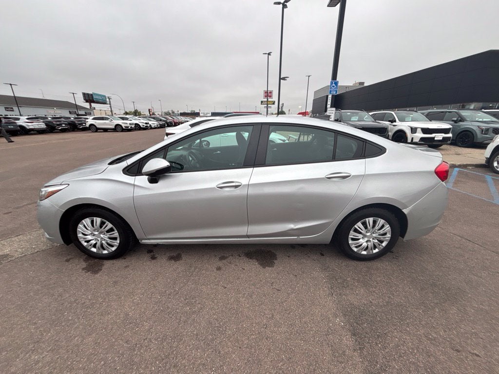 2017 Chevrolet Cruze LS