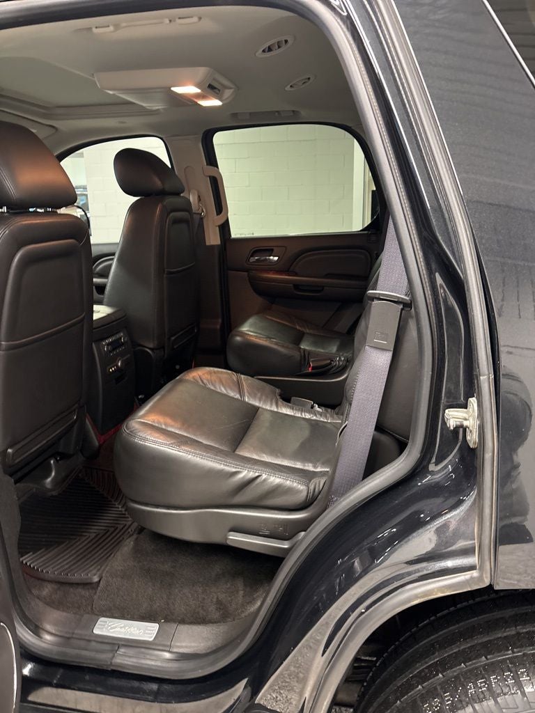 2011 Cadillac Escalade Premium