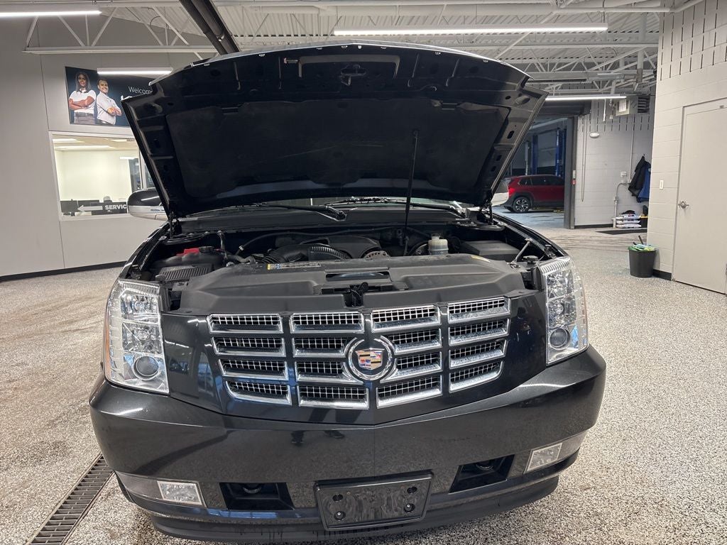 2011 Cadillac Escalade Premium