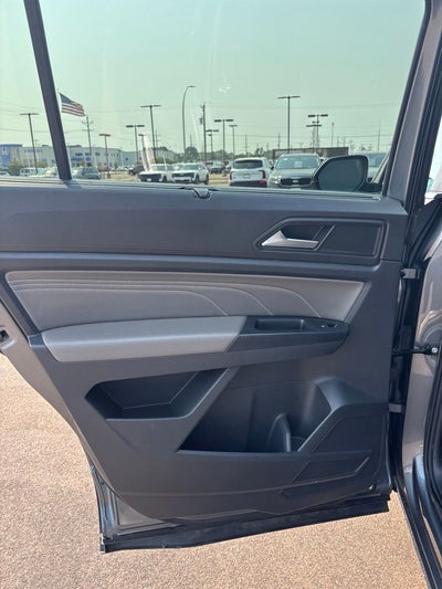 2021 Volkswagen Atlas 3.6L V6 SE w/Technology