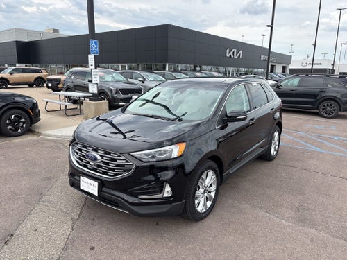 2020 Ford Edge Titanium