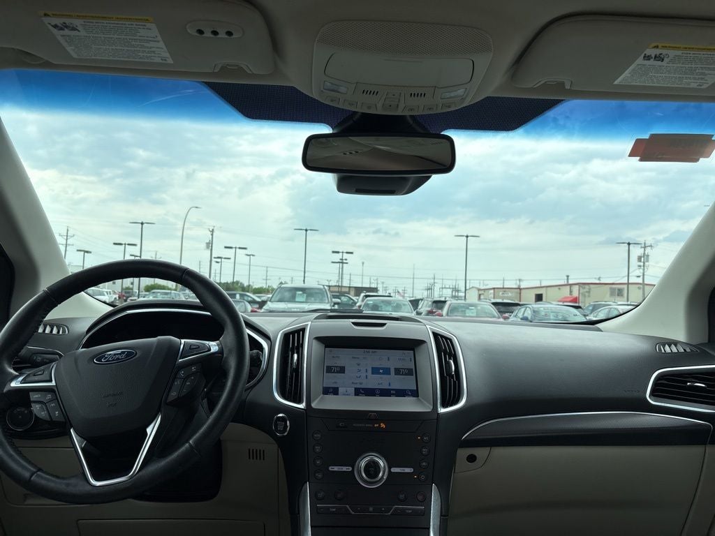 2020 Ford Edge Titanium