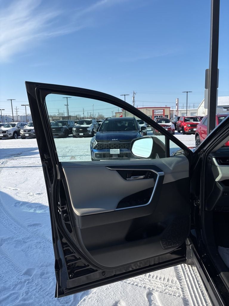 2023 Toyota RAV4 Limited