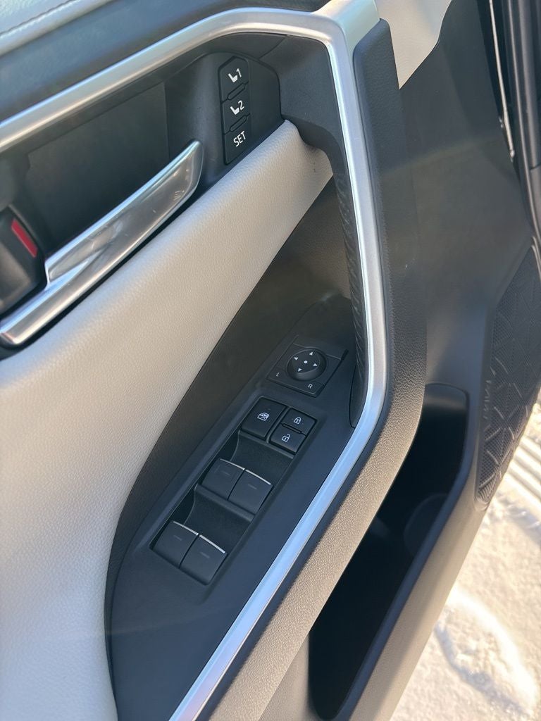 2023 Toyota RAV4 Limited