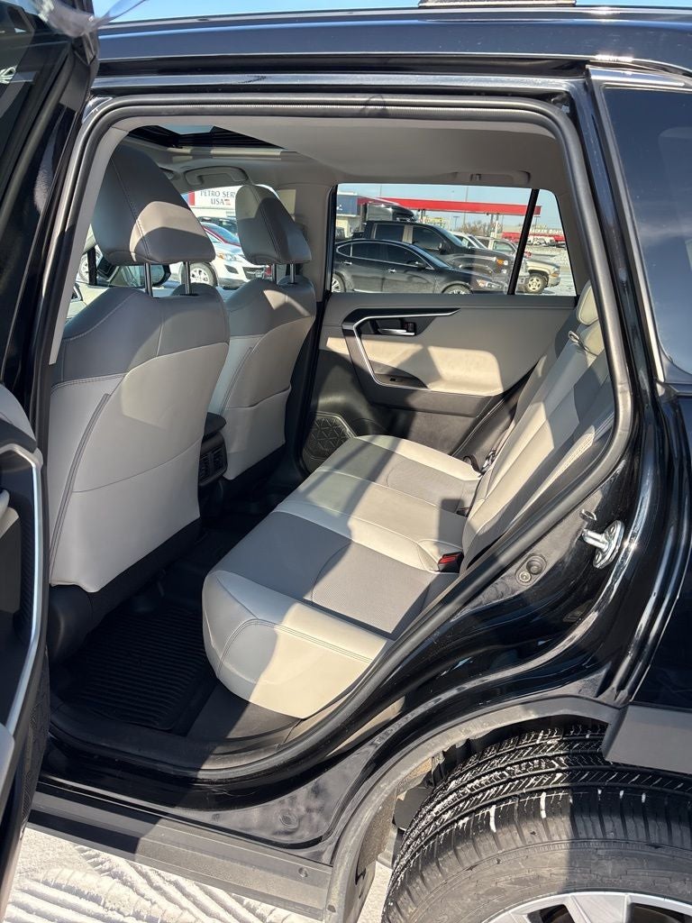 2023 Toyota RAV4 Limited