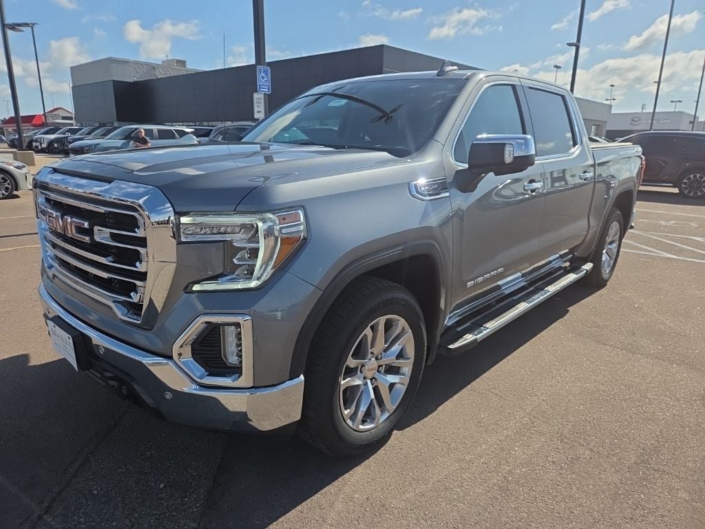 2022 GMC Sierra 4WD Crew Cab Short Box SLT's photo