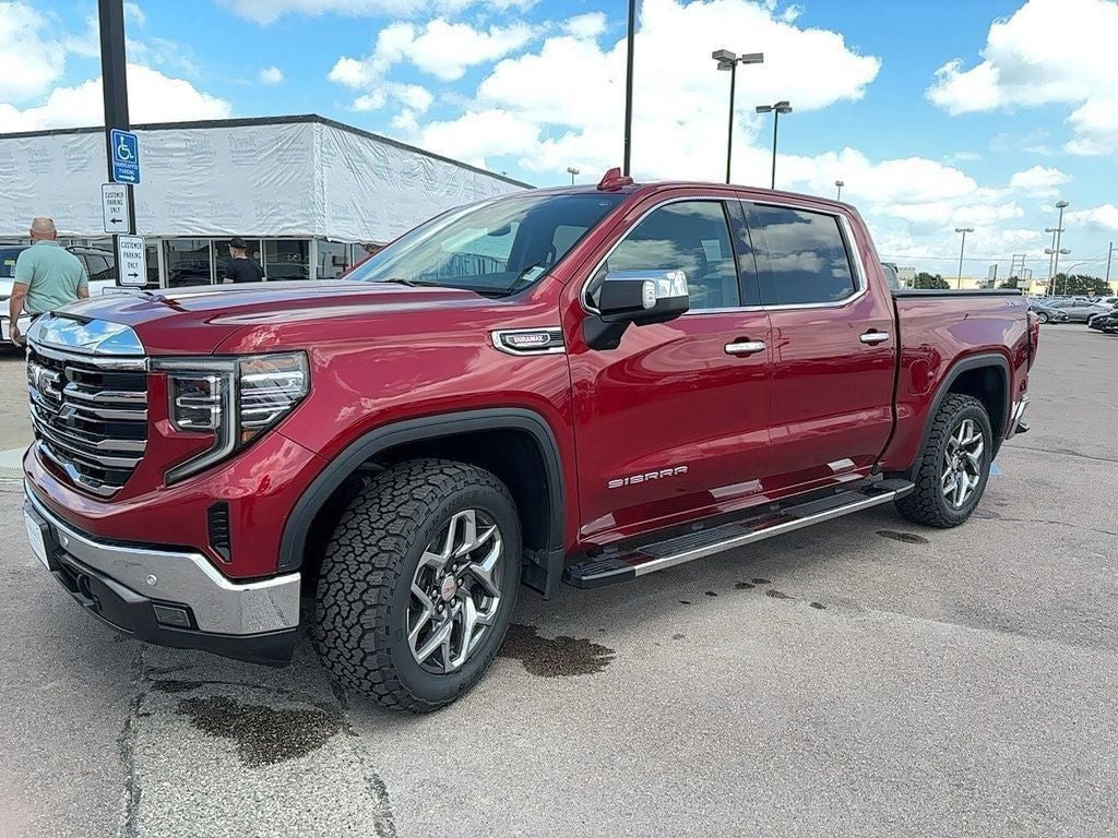 2022 GMC Sierra 1500 SLT