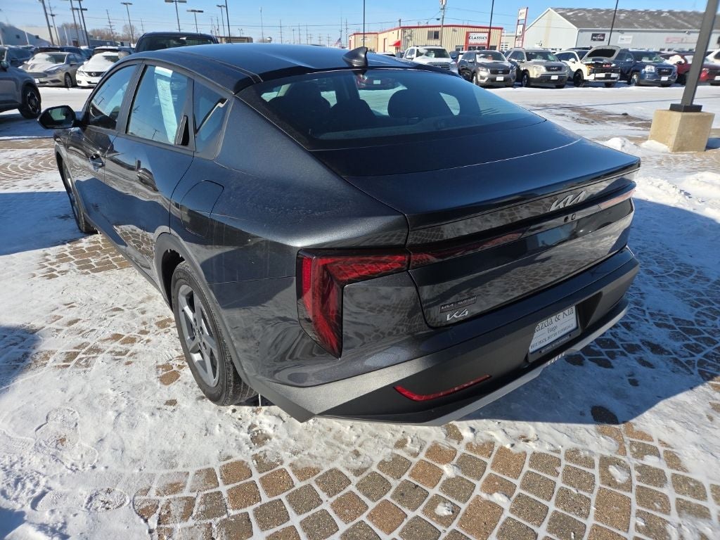 2025 Kia K4 LXS