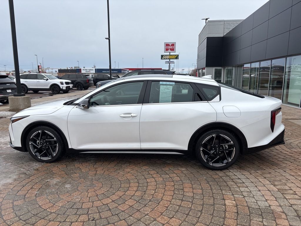 2025 Kia K4 GT-Line