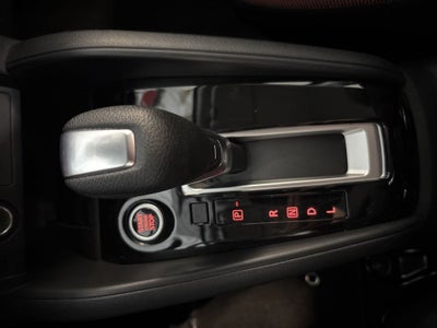 2023 Nissan Versa 1.6 SR