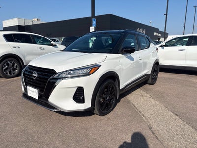 2023 Nissan Kicks SR