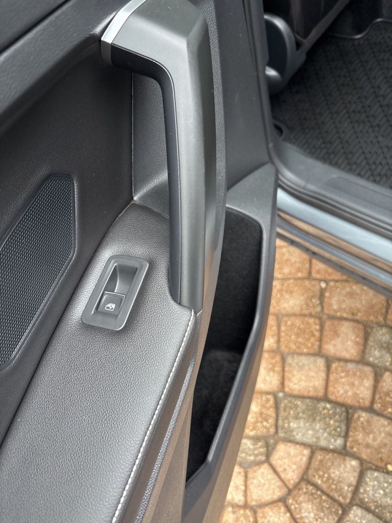 2024 Volkswagen Tiguan 2.0T SEL R-Line