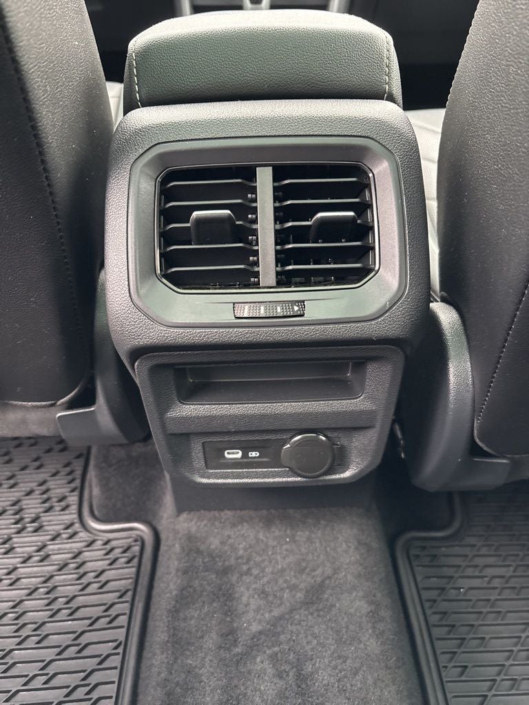 2024 Volkswagen Tiguan 2.0T SEL R-Line