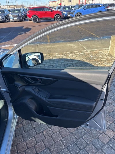 2019 Subaru Impreza 2.0i