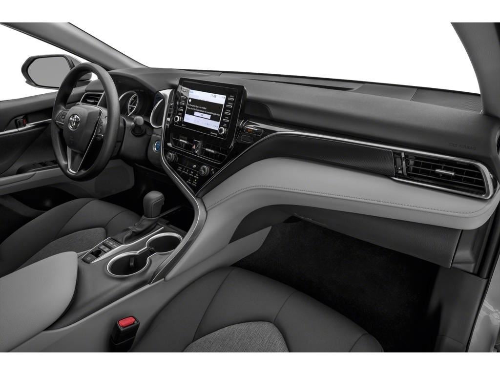 2022 Toyota Camry Hybrid XLE