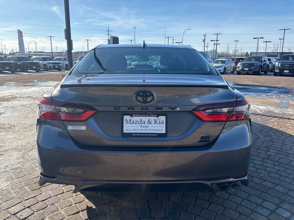 2022 Toyota Camry SE