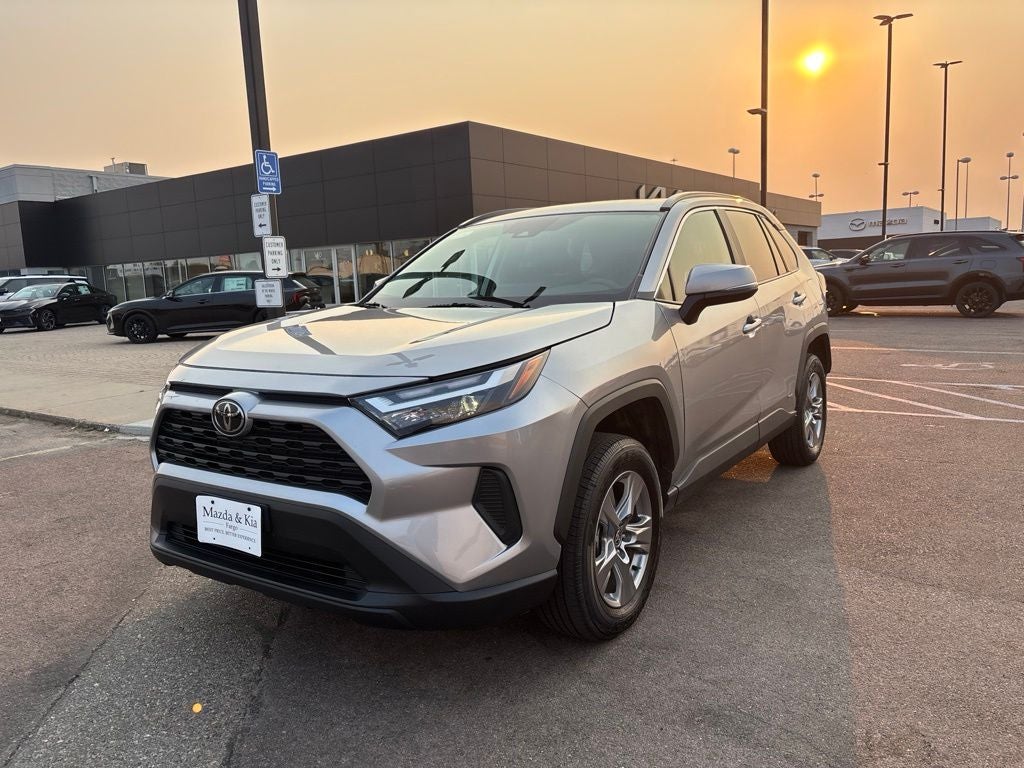 2025 Toyota RAV4 Hybrid XLE