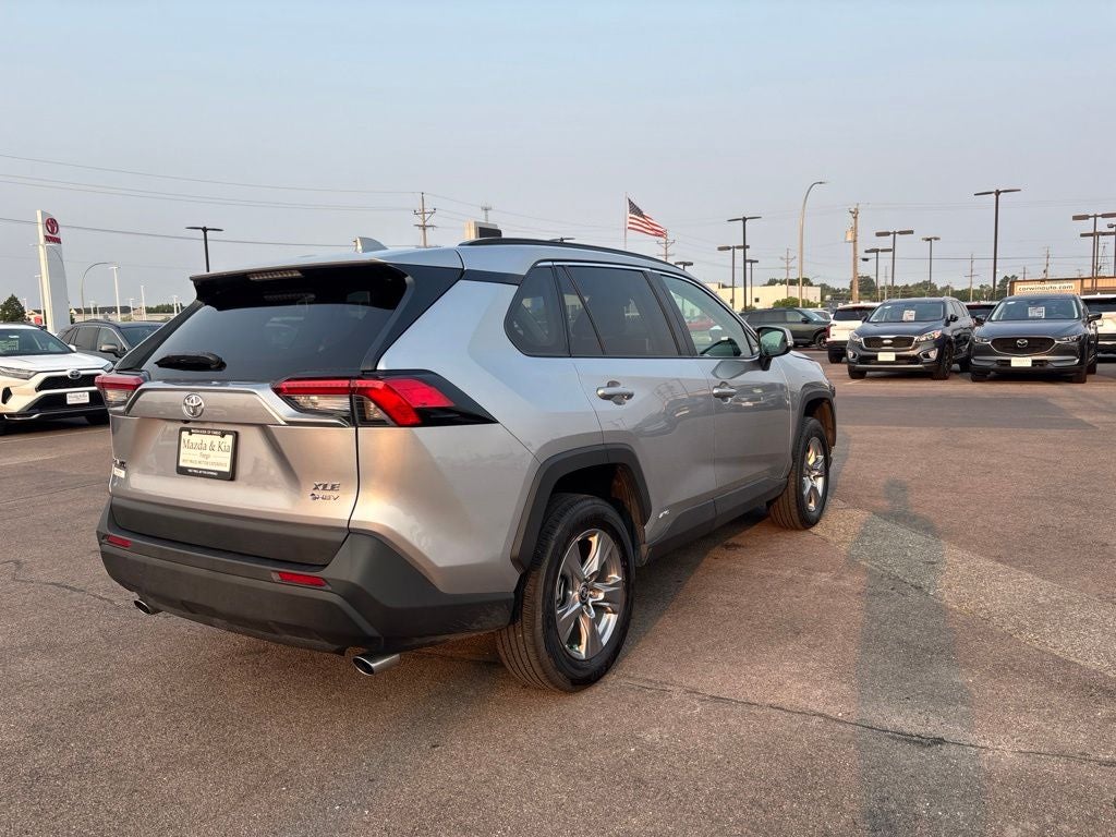 2025 Toyota RAV4 Hybrid XLE