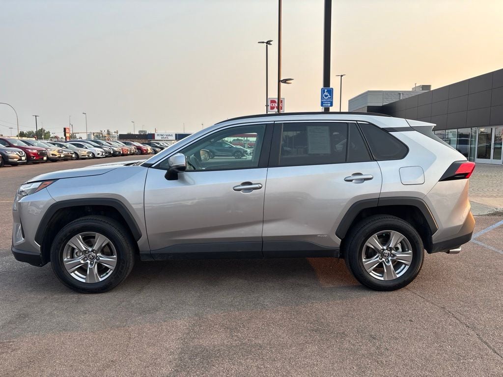 2025 Toyota RAV4 Hybrid XLE