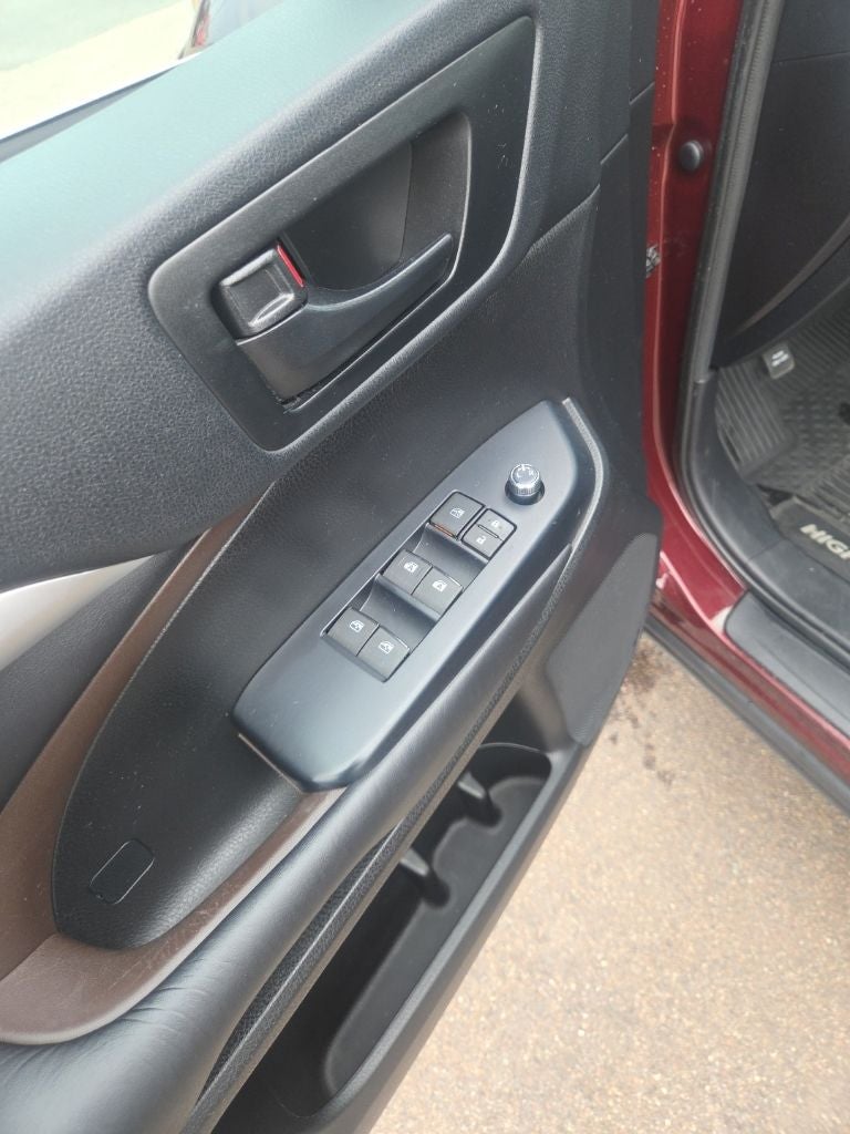 2019 Toyota Highlander LE Plus