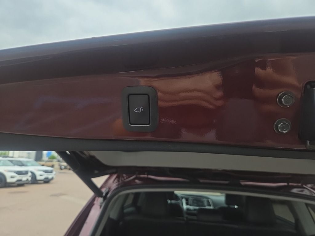2019 Toyota Highlander LE Plus