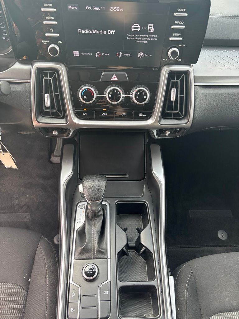 2023 Kia Sorento LX