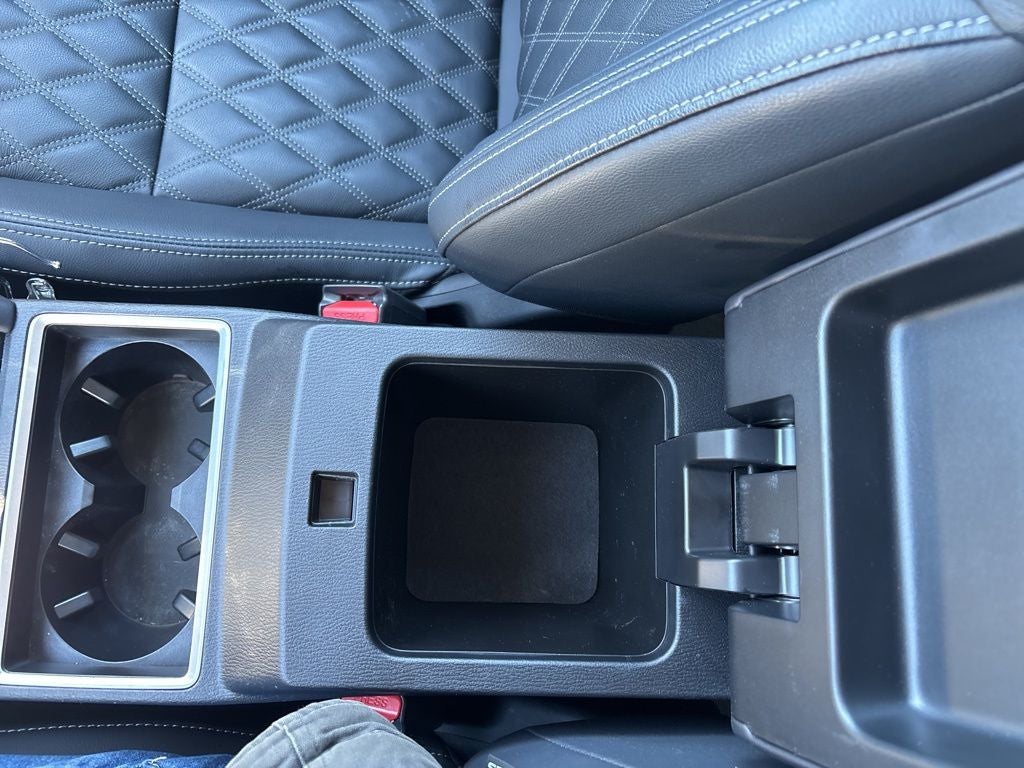 2024 Mitsubishi Outlander PHEV SEL