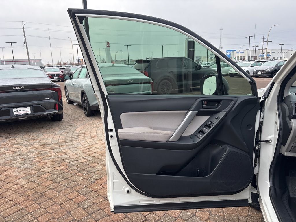 2015 Subaru Forester 2.5i