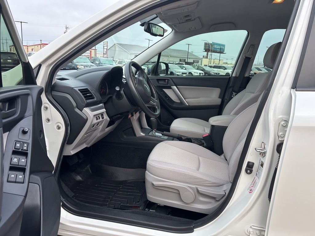 2015 Subaru Forester 2.5i