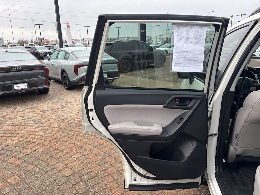 2015 Subaru Forester 2.5i