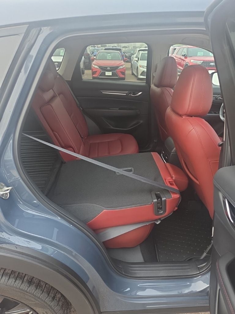 2021 Mazda Mazda CX-5 Carbon Edition Turbo